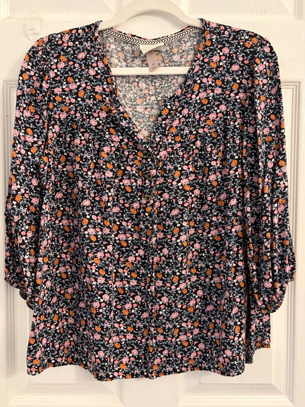 Knox Rose Black Floral Blouse with Pink & Orange Blooms. Size medium.